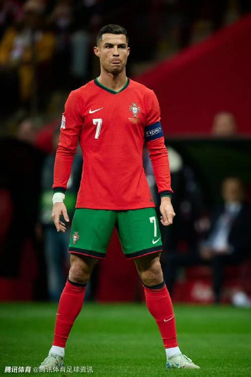 阿莱尼亚：佩德里对巴萨来说不可或缺；热刺曾经想签下我（阿莱尼亚称佩德里是巴萨不可替代；自曝曾被热刺相中）