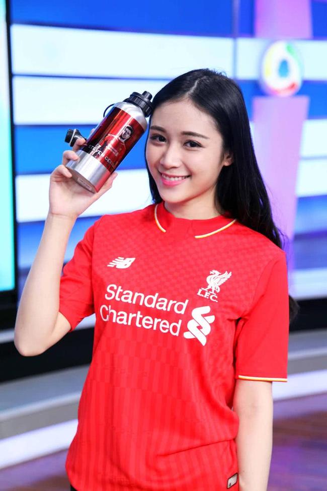 国足集训名单公布，两名新人首次入选引关注（国足集训大名单出炉，两名新秀首入选成焦点）