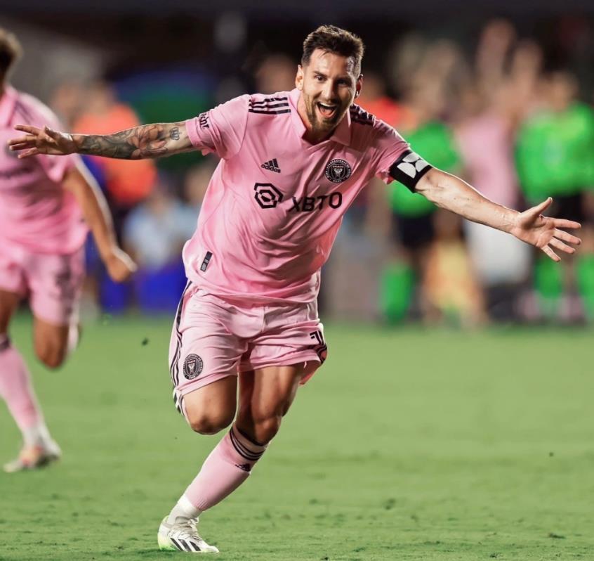 恩佐：曾亲自给凯塞多打过电话；对此前“歧视”歌曲感到抱歉（恩佐：曾亲自致电凯塞多，并为此前带有歧视意味的歌曲致歉）