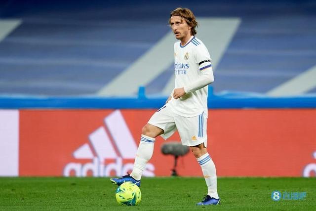 格纳布里：续约正在进行且情况很好；我现在状态良好精力充沛（格纳布里：续约进展顺利，我状态正佳且精力十足）